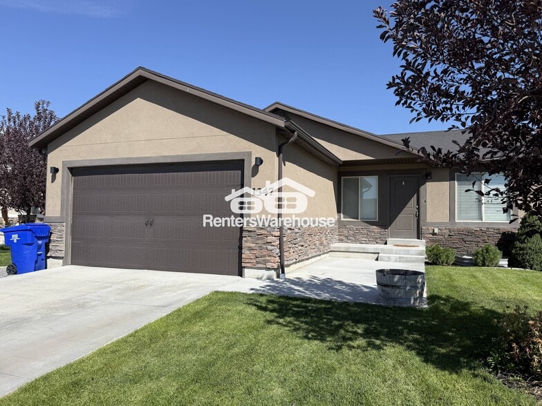 Primary Photo - 1347 Skip St