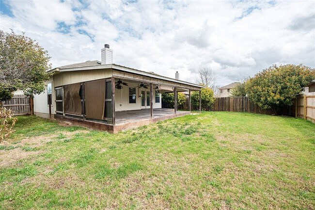 Building Photo - 105 Almquist St