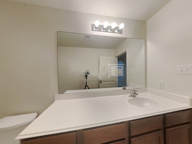 Building Photo - 22422 Bauer Canyon Dr