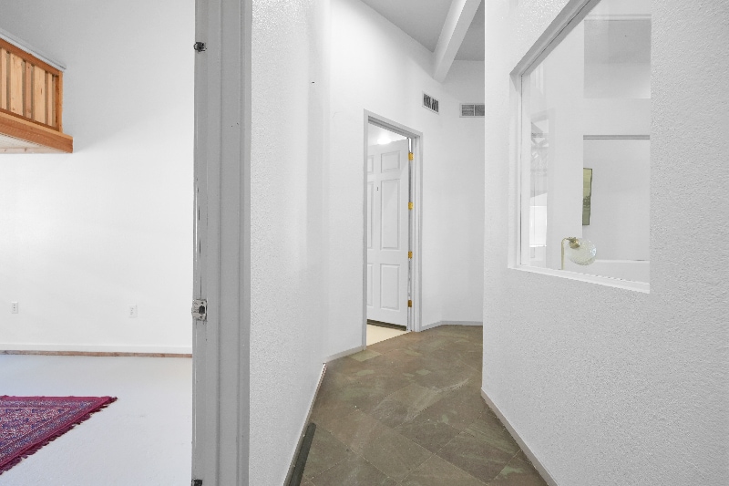 Building Photo - 1092 Calcot Pl