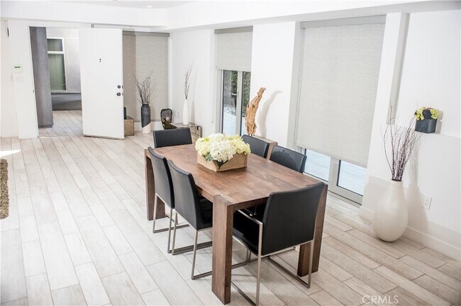 Building Photo - 947 4th St