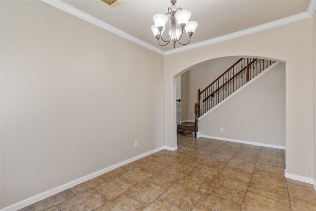 Building Photo - 24822 Dutton Point Dr