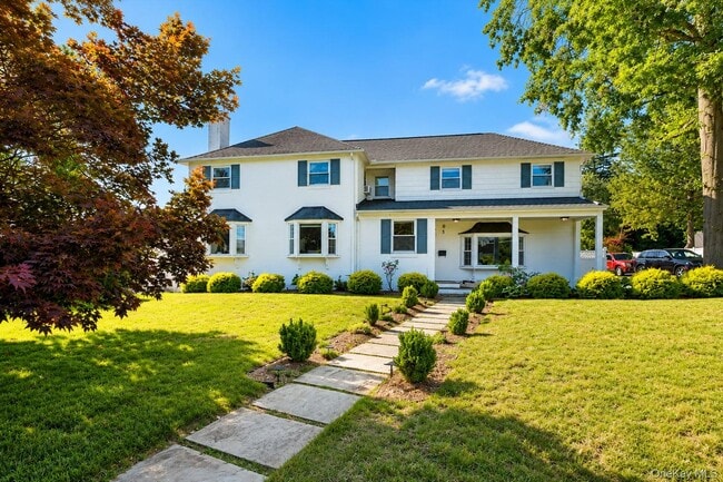 Building Photo - 5 Quintard Dr