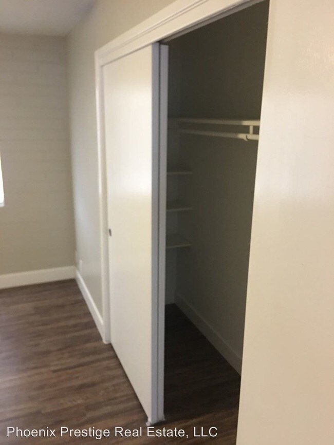 Building Photo - 6027-6041 N 23rd Ave