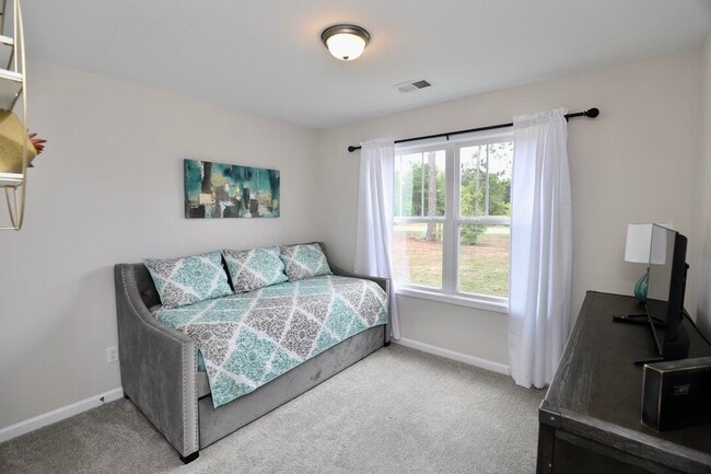 Building Photo - 4415 Patriot Pkwy