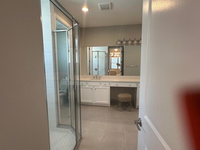 Building Photo - 11583 SW Oceanfront Ct