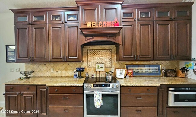 Building Photo - 1299 Potomac Dr