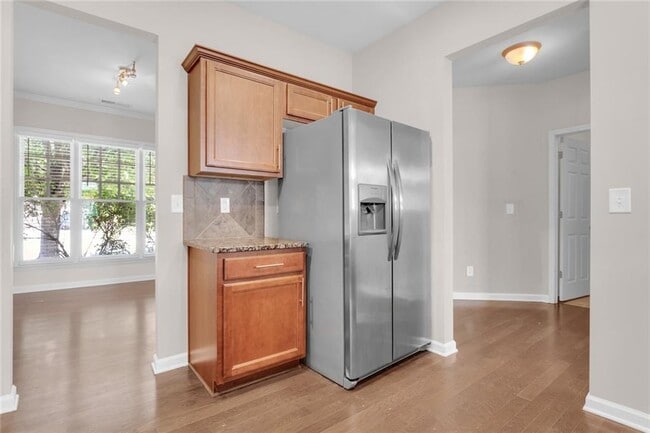 Building Photo - 3610 Crowchild Dr