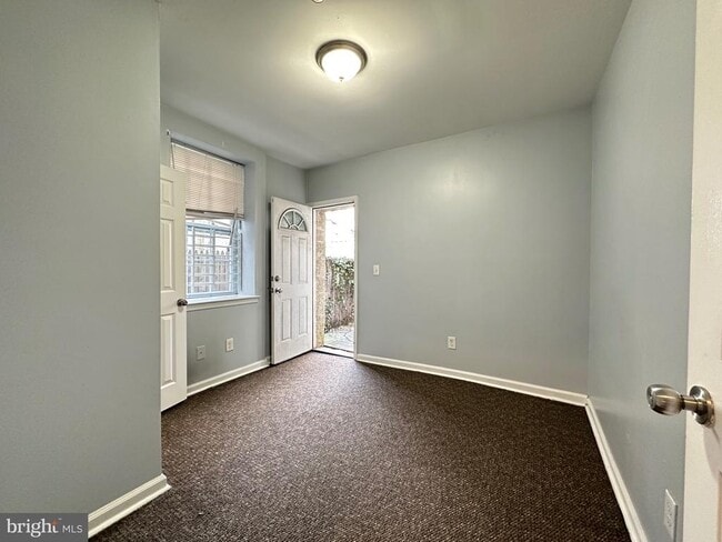 Building Photo - 1835 N Bouvier St