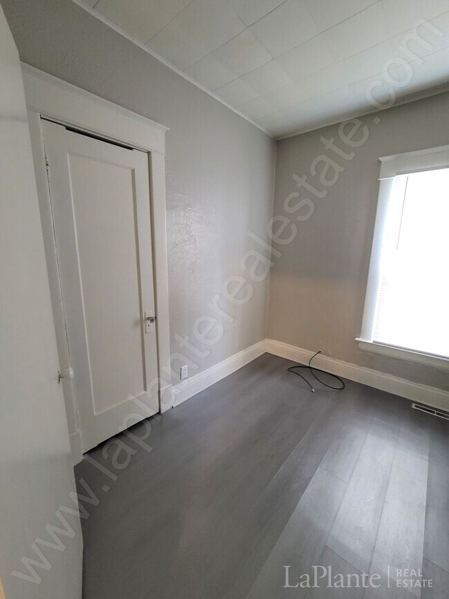 Building Photo - Cute Single-Story Home for Rent