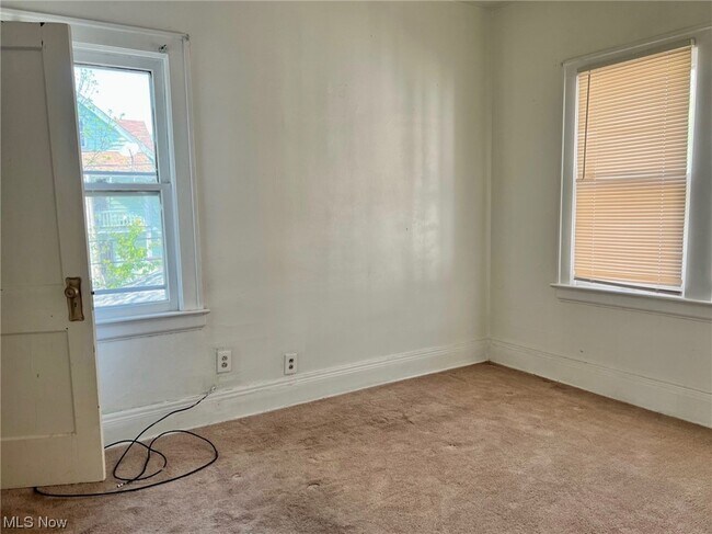 Building Photo - 13411 Edgewood Ave