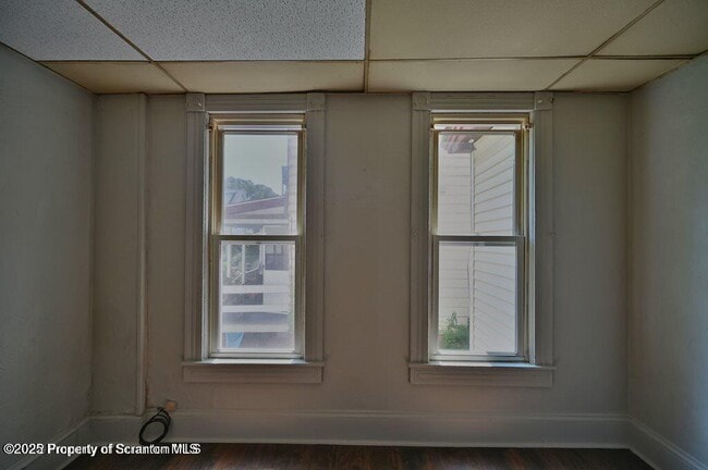 Building Photo - 1416 Capouse Ave