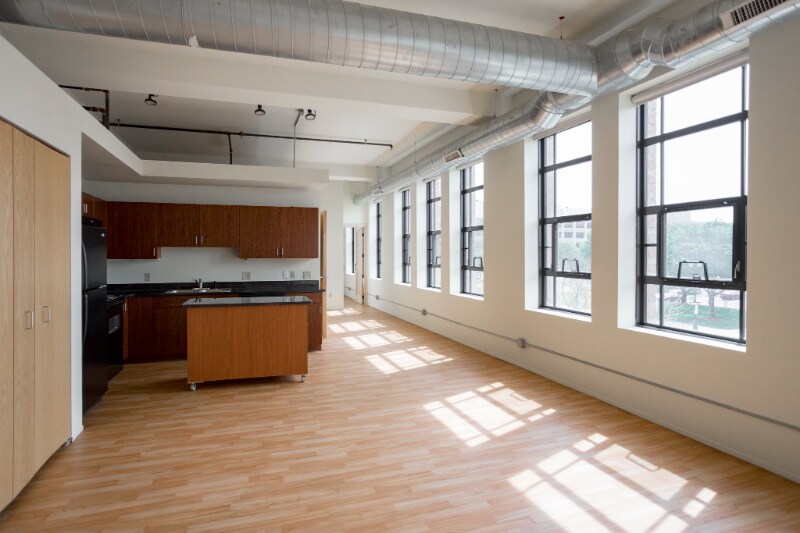 Building Photo - 6200 2nd Ave