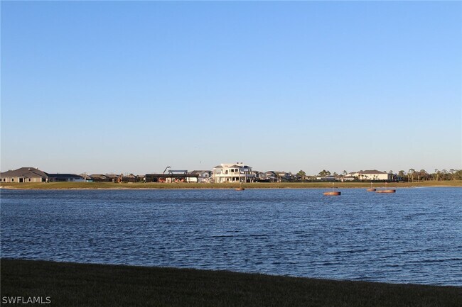 Building Photo - 15405 Grn Acrs Ave