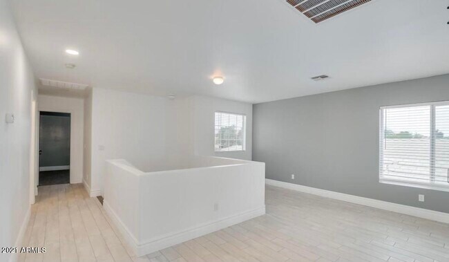 Building Photo - 22281 W Morning Glory St