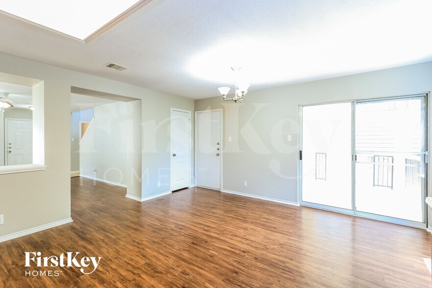 Building Photo - 125 Hampton Cove