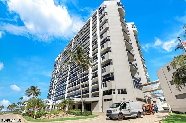 Building Photo - 4041 Gulf Shore Blvd N