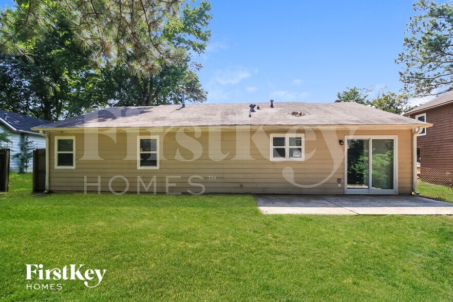 Building Photo - 7891 Taylor Downs Way