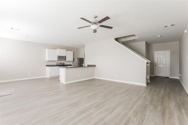 Building Photo - 25229 Dickens Dr