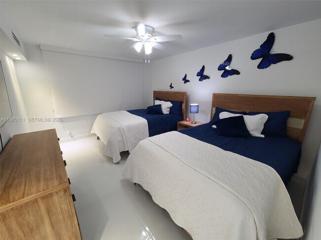 Building Photo - 2501 S Ocean Dr