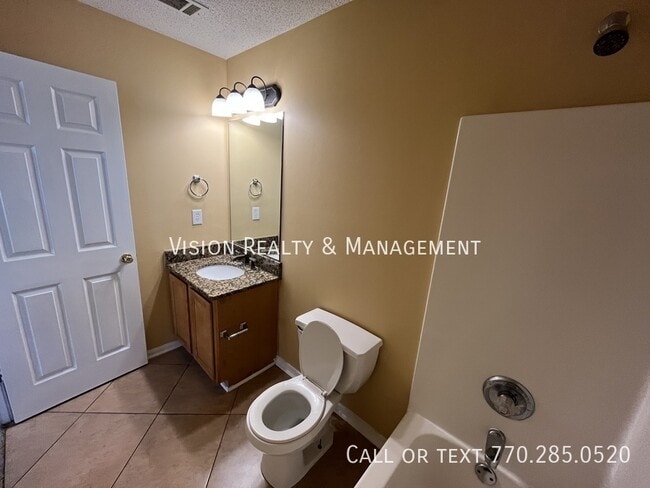 Building Photo - 4694 Glider Cir