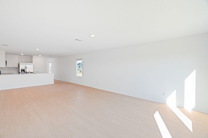 Building Photo - 241 Kings Row Ln