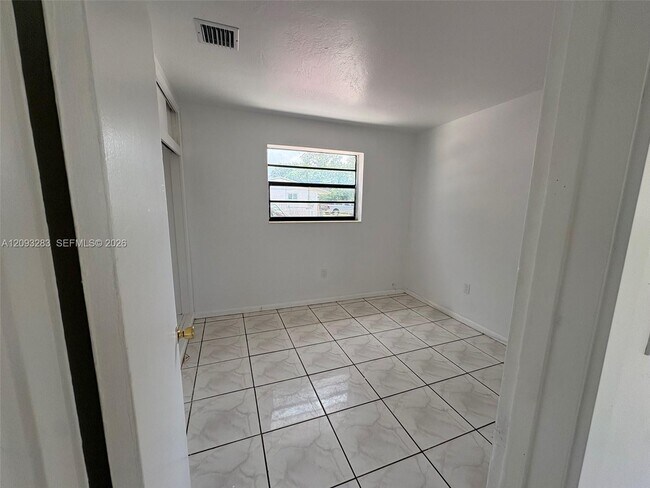Building Photo - 3020 NW 212th St
