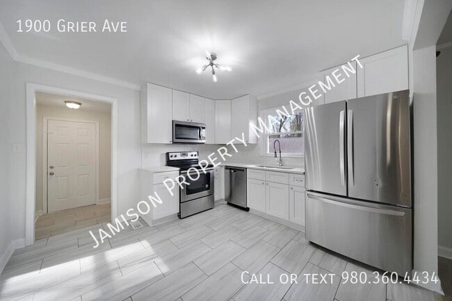 Building Photo - 1900 Grier Ave