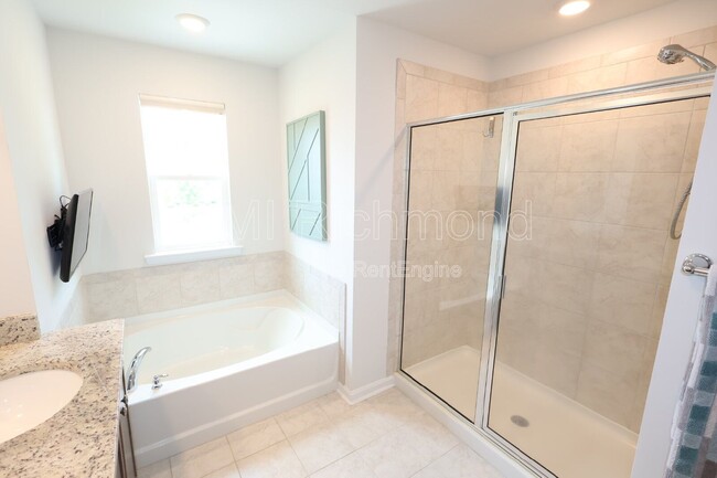Building Photo - 5918 Brailen Dr
