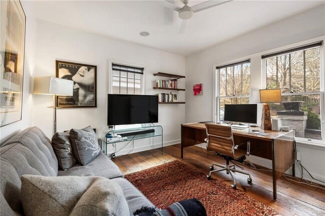 Building Photo - 212 Geneva St