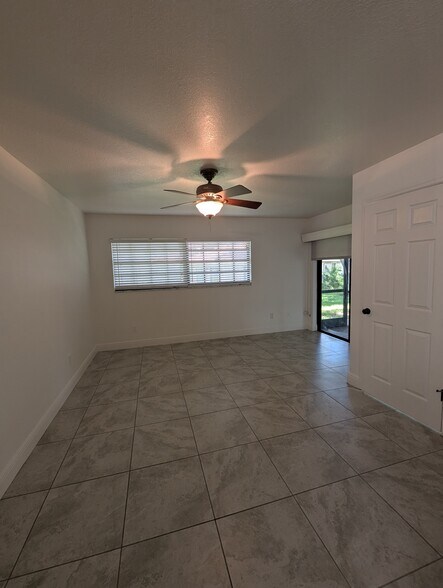Building Photo - 7536 Fenwick Cove Ln