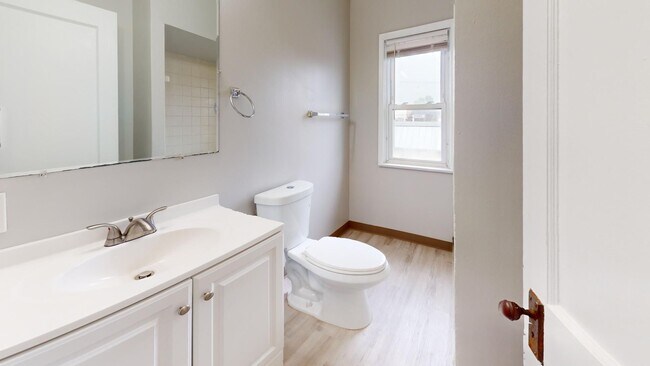 Building Photo - 7401 Jameson Rd