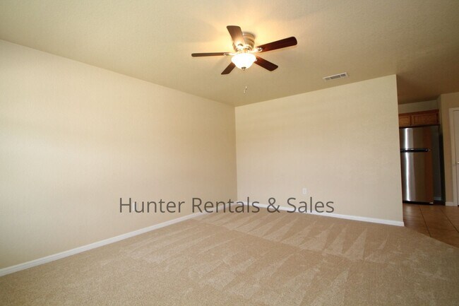 Building Photo - 4204 Elms Run Cir