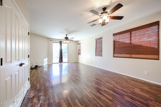Building Photo - 7335 W Desert Mirage Dr