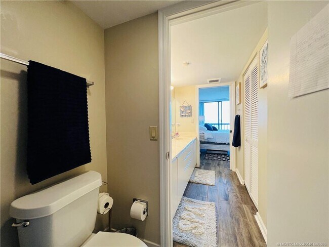 Building Photo - 8880 S Ocean Dr