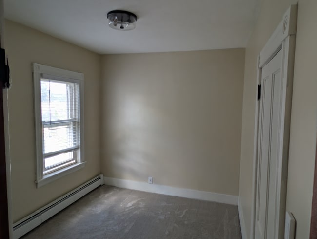 Building Photo - 5 Aldrich St