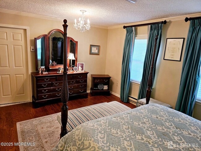 Building Photo - 663 Yorktown Ln