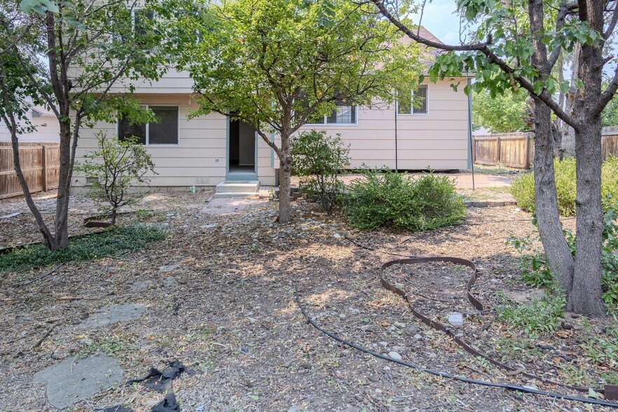 Building Photo - 5711 Mesa Mountain Way