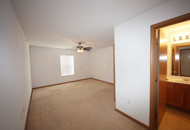 Building Photo - 1671 Shadow Ridge Ct