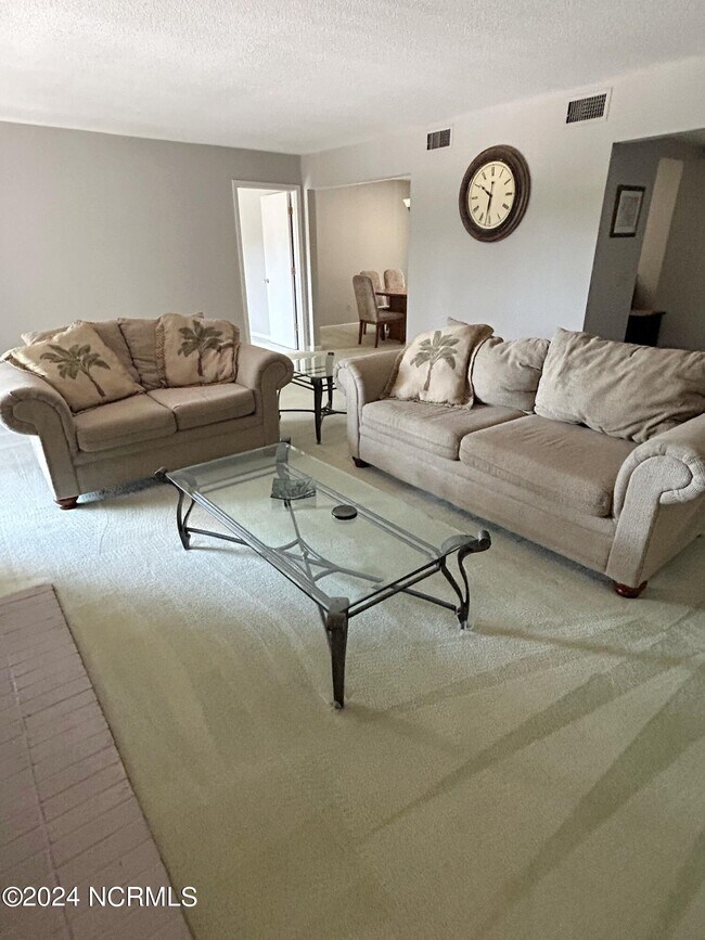 Building Photo - 250 Sugar Gum Ln