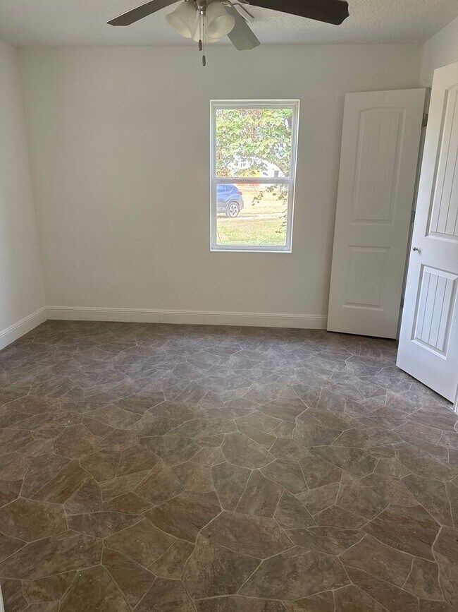 Building Photo - 6296 Joplin St