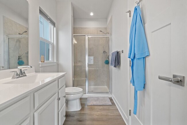 Building Photo - 2694A Azalea Garden Road