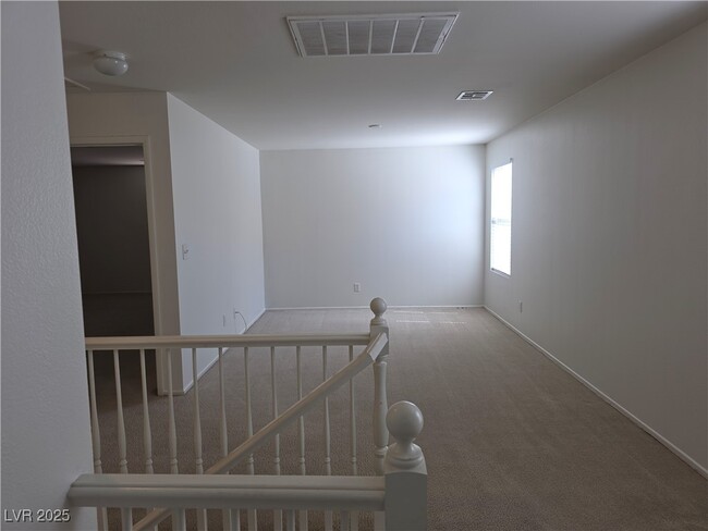Building Photo - 9252 Valley Ranch Ave