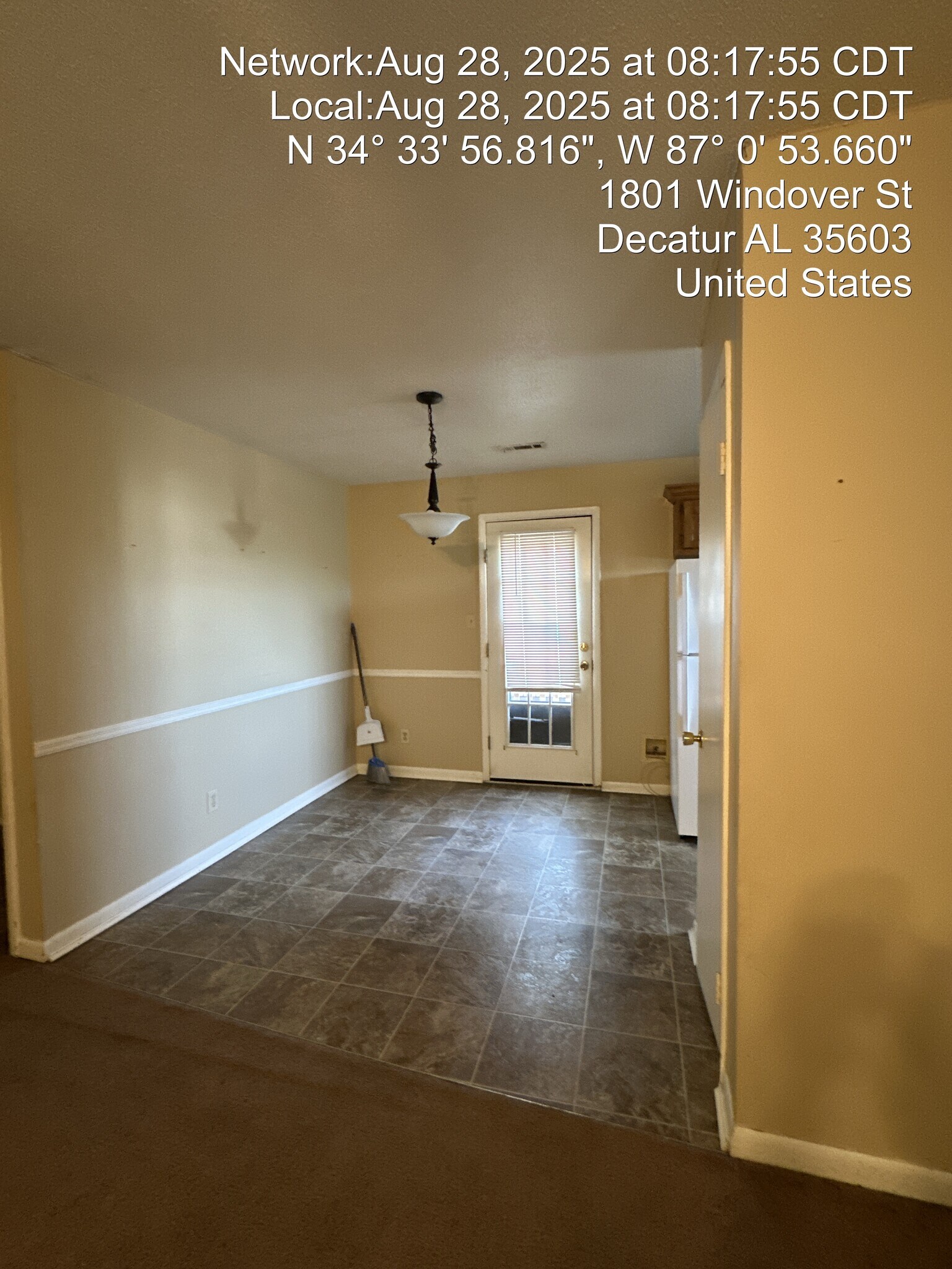 Building Photo - 1801 Windover Pl SW