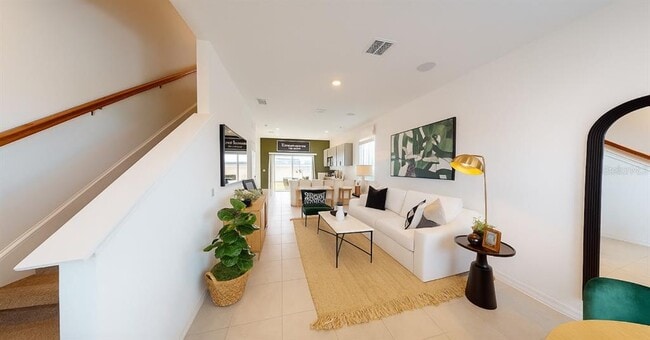 Building Photo - 2004 Viewfinder St