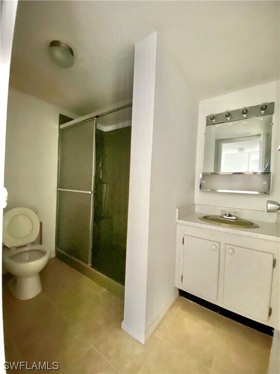 Building Photo - 3704 Broadway-