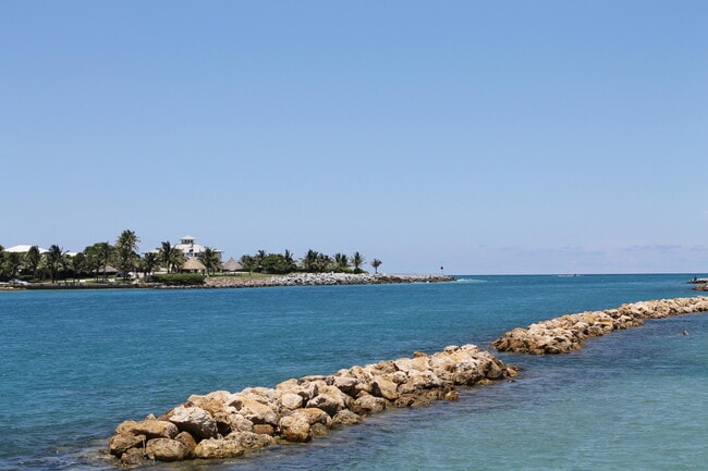 Building Photo - 1209 Ocean Dunes Cir