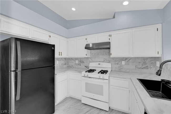 Building Photo - 7721 Rockfield Dr