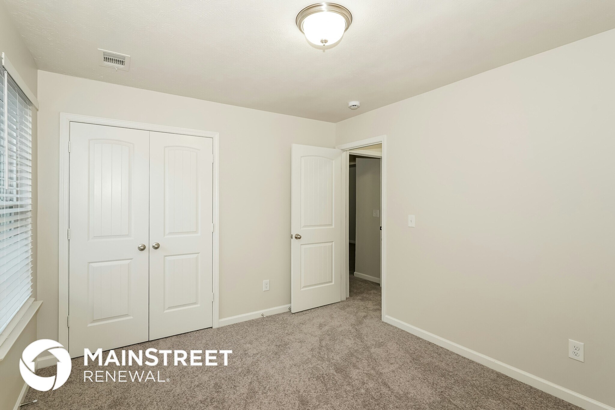 Building Photo - 2562 Willow Branch Dr