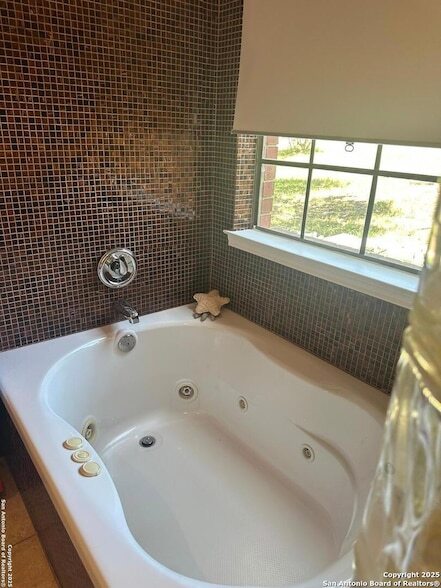 Building Photo - 25011 Earthstone Dr